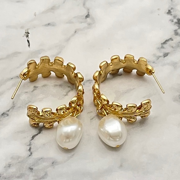 Zara Jewelry - Zara Gold tone flower half leaf stud earrings NEW half hoop earrings